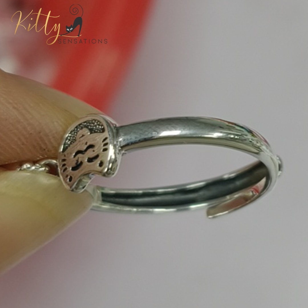 Smiley Cat Ring with Hanging Charm in Solid 925 Sterling Silver - Rhodium-Plated - Adjustable