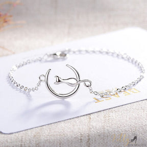 cat moon bracelet sterling silver on white table 10047062-s925-silver-bracelet
