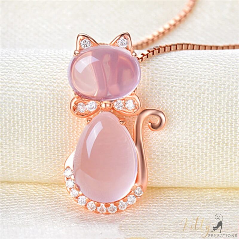 opal cat necklace on bright cloth 18300317