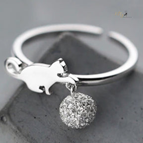 Playful Cat Ring in Solid 924 Sterling Silver - Adjustable