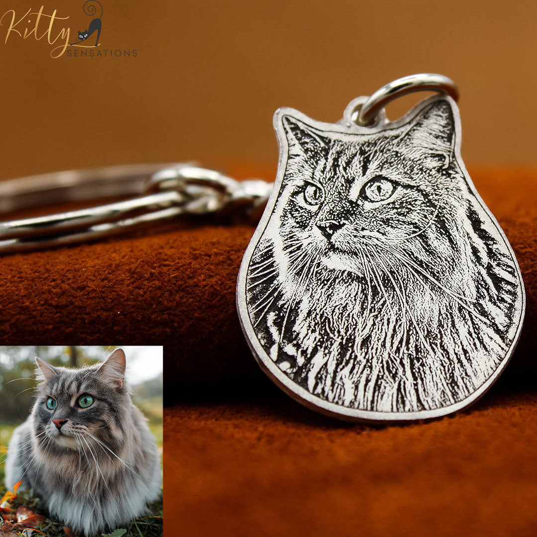 KittySensations™ Custom Cat Keychain with Personal Engraving in Solid 925 Sterling Silver