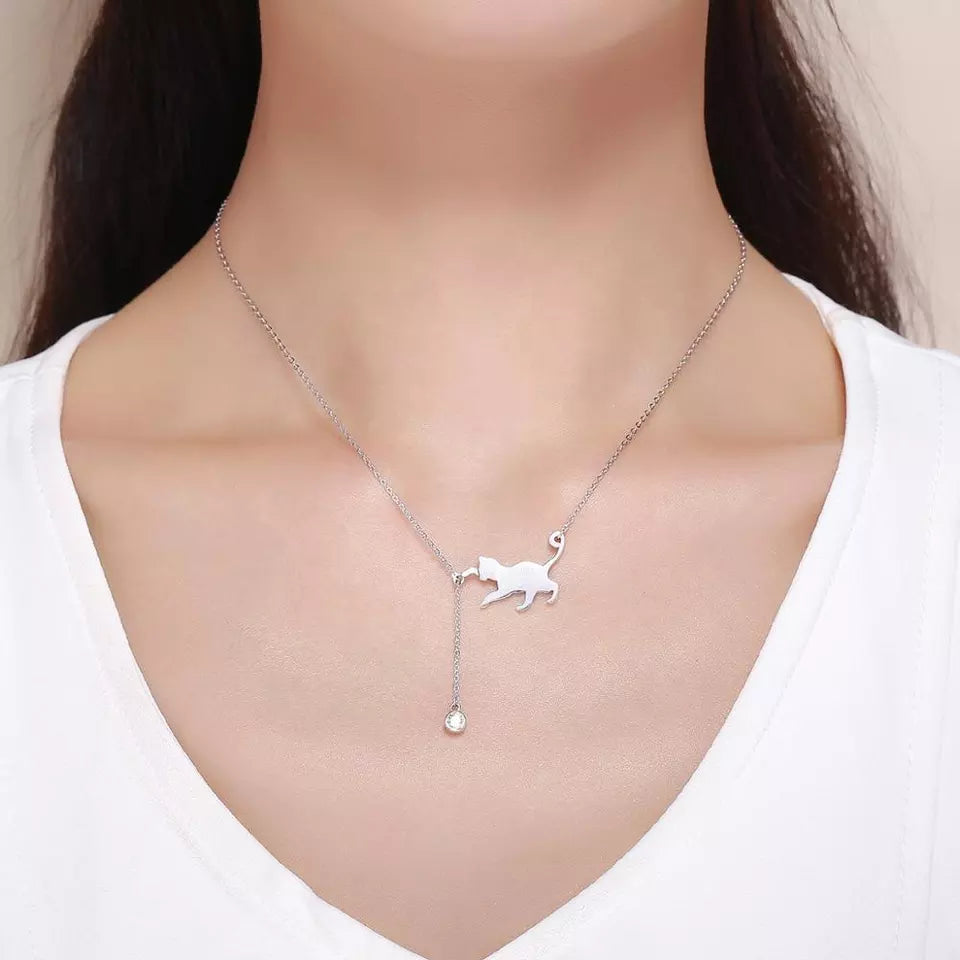Playful Cat Necklace in Solid 925 Sterling Silver and Zircon